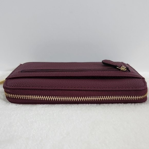 Liz Claiborne Erica Zip Around Faux Leather Gold Dark Wine Wristlet Wallet - Picture 9 of 16